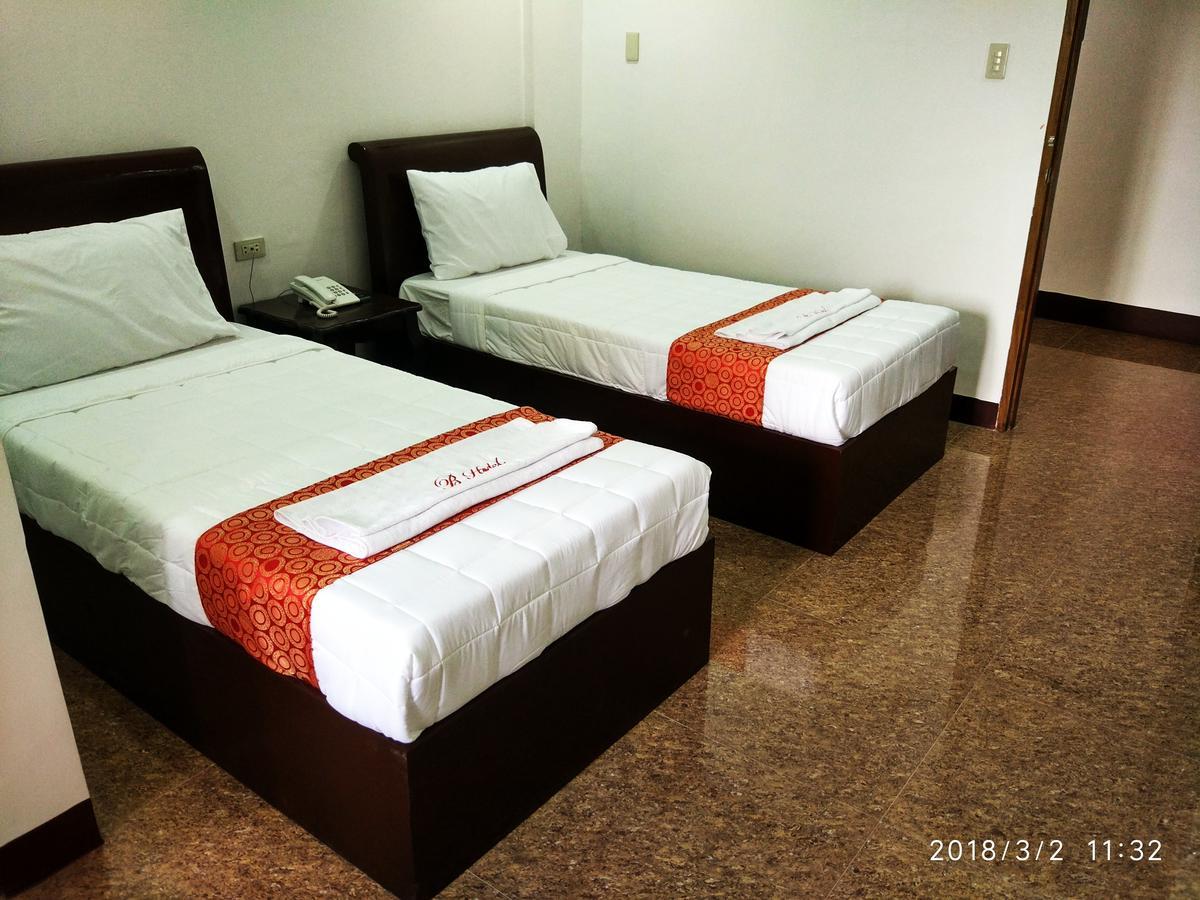 Bicotels Hotel Батангас Экстерьер фото